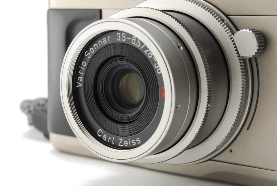 READ! [Near MINT in BOX] Contax TVS 35mm Point & Shoot Film Camera from JAPAN - Image 3 of 4