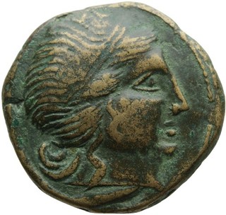 062. Greek Bronze Coin. THRACE. AE 19. Female Head / Athena