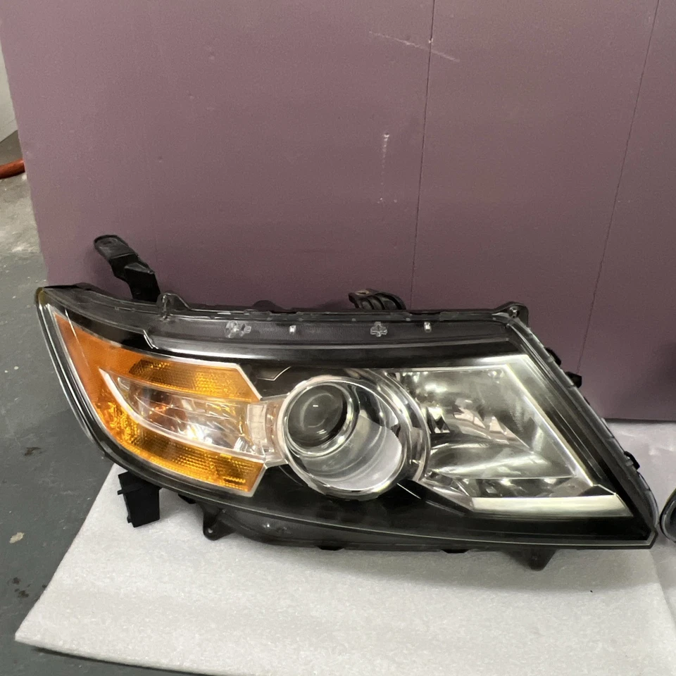 Faro halógeno negro bisel conductor y pasajero Honda Odyssey 2014-2017 OEM Foto 3 de 3