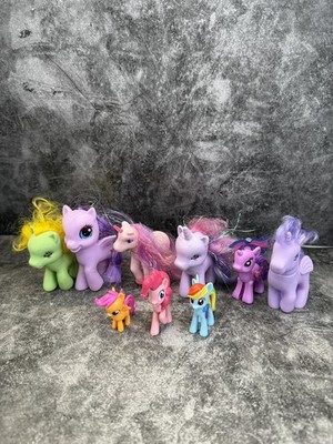 Konvolut verschiedene Pferdefiguren My Little Pony Style Kunststoff - Sammlerstück 