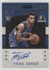 2015-16 Panini NBA Hoops Great SIGnificance Tyus Jones #GS-TJ Auto 0c3