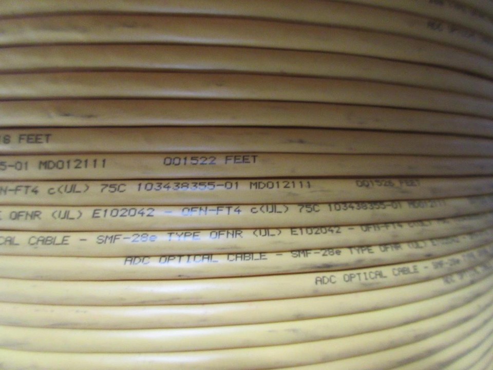 ROLL OF FIBER OPTIC CABLE 28 FIBER SINGLE MODE OFN-FT4 SMF-28E (1927 FT ...