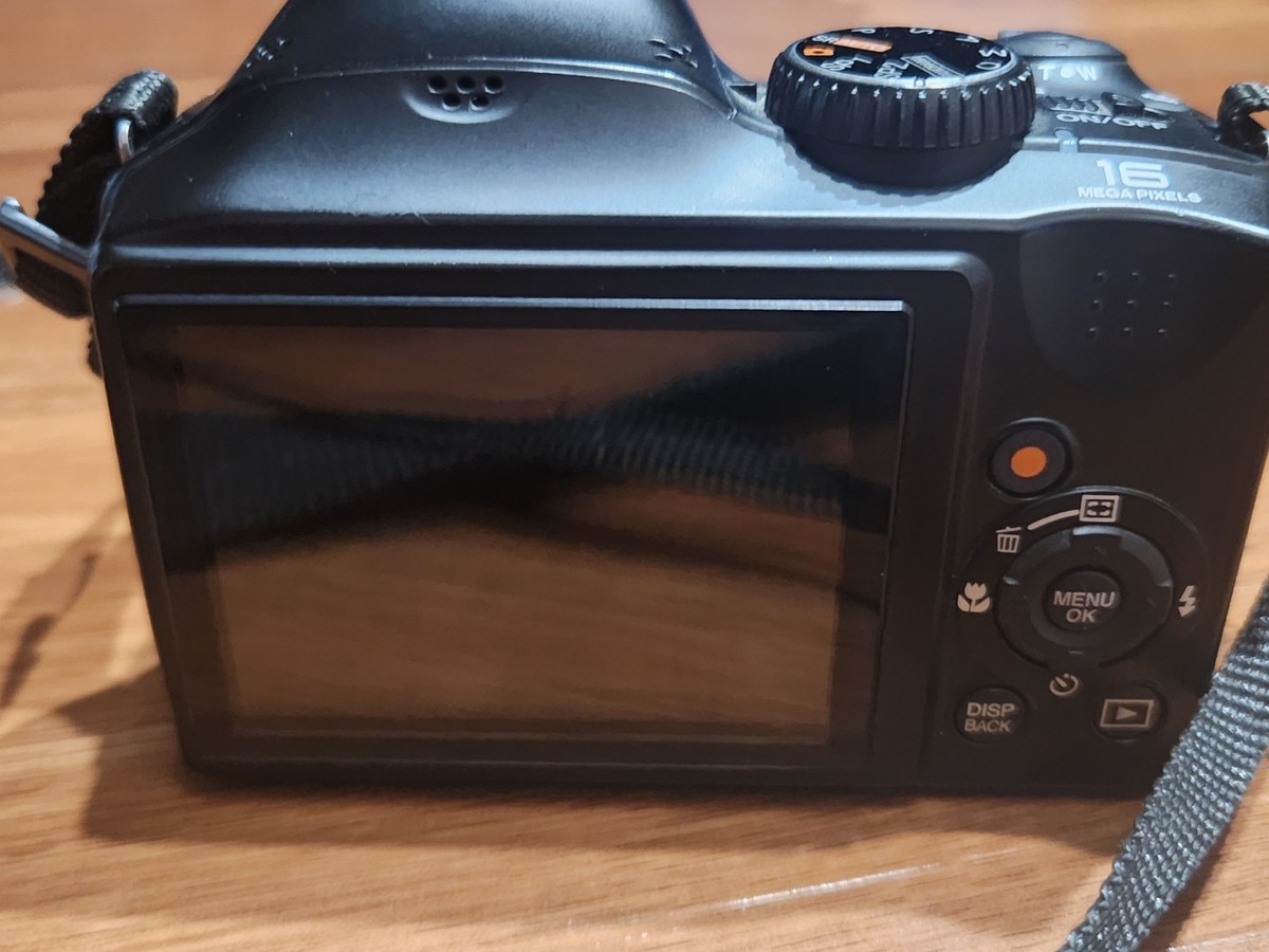 【中古 輸入品】富士フイルム FinePix S4830 16メガピクセル Fujifilm FinePix S4830 16-megapixel Digital Camera for sale