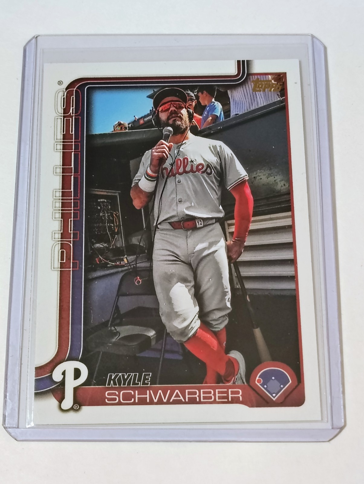 2025 Topps Kyle Schwarber Golden Mirror SSP Variation #141 Philadelphia Phillies