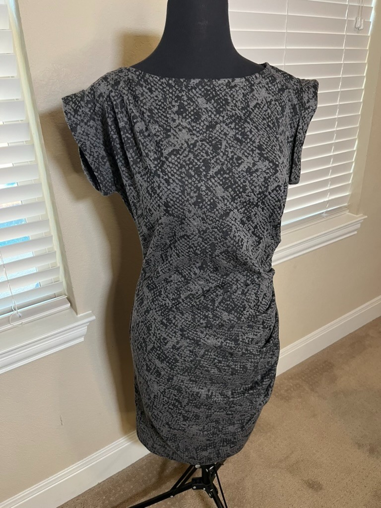 NEW Ann Taylor Dress Black Gray Snake Print Ruched Side Short Sleeve Size S