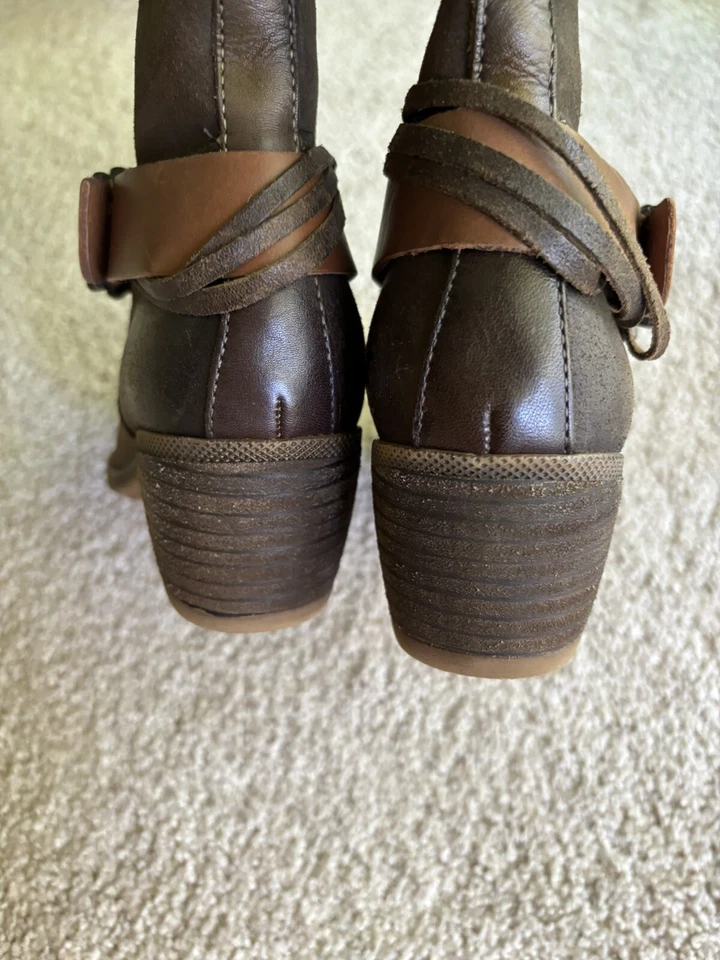 Botas Pikolinos con cinturón a mitad de pantorrilla aspecto occidental cuero marrón talla 38, 7,5 Foto 3 de 4