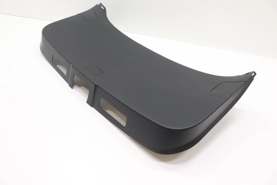 2018 - 2021 LEXUS NX300 PAINEL DE TAMPA TRASEIRA COM ACABAMENTO INFERIOR FABRICANTE DE EQUIPAMENTO ORIGINAL 6775078020 - Imagem 2 de 4