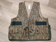 Sports Afield Realtree Large Camo Zipper Hunting Vest Bird Pheasant Duck Turkey
