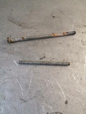 Yamaha RD 50 M  RD50 Achse  Bolzen  Steckachse Schlachtfest Ersatzteile