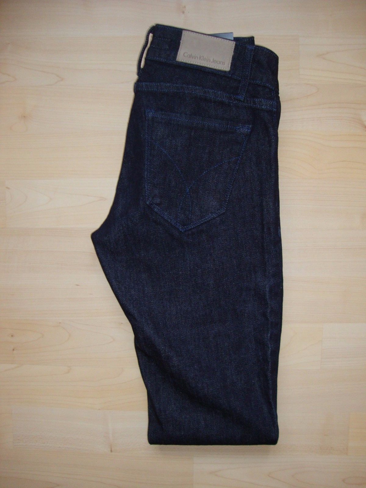 Calvin Klein CK Womens Indigo Mid Rise Skinny Denim Jeans W26 L32 BNWT RRP £110