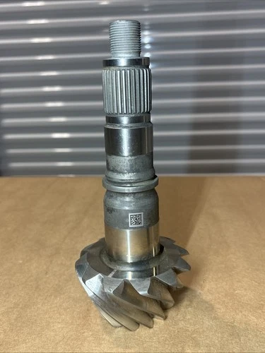 OEM 12 Tooth Helical Pinion Gear Shaft Splined Transmission Gear