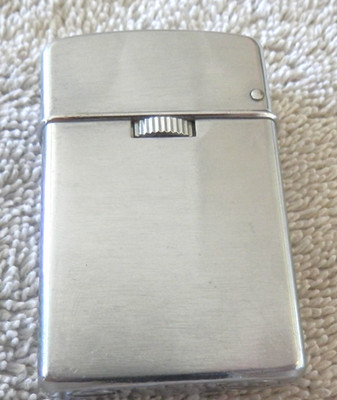 Vintage Sarome Silver Chrome Flip Top Gas Lighter READ DESC