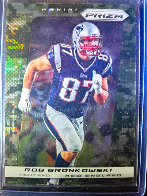 Panini 2013 Prizm Rob Gronkowski Camo Prizm #68 New England Patriots NFL