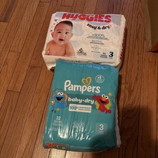 Set 2 Diapers Sz 3