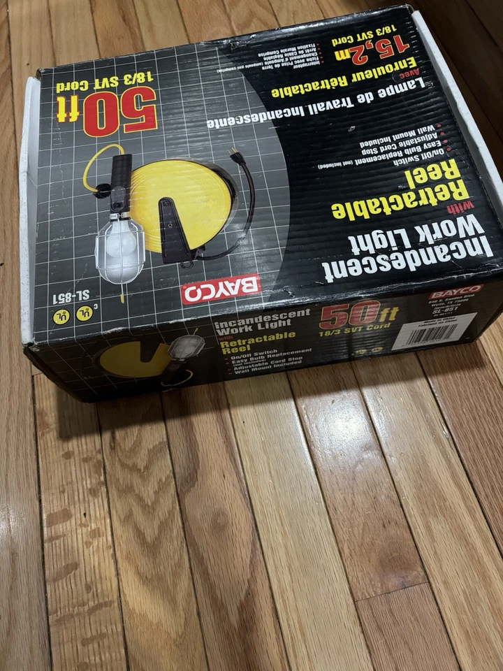 CARRETE DE CABLE CON LÁMPARA 50 pies Bayco Nuevo Foto 3 de 3