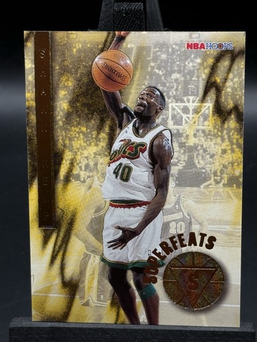 Shawn Kemp #9 1996 Hoops Superfeats card