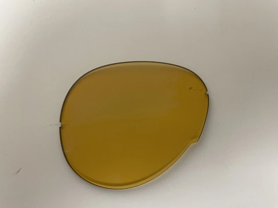 Auténticas lentes Givenchy GV 7014 RL AMARILLAS SOLO plástico para gafas de sol de aviador Foto 2 de 4