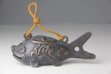 ANTIQUE JAPANESE HEAVY CAST BRONZE KOI FISH SHAPED BELL