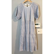 Everlane Eyelet Midi Dress Womens Medium Blue White Striped Tiered Cotton Puff