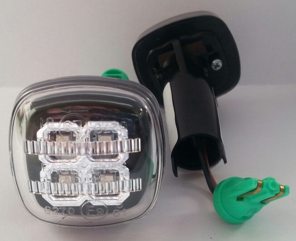 Led Seitenblinker Set FüR Audi A3 (8L) / A4 (B5) / A8 (4D) In Schwarz-image