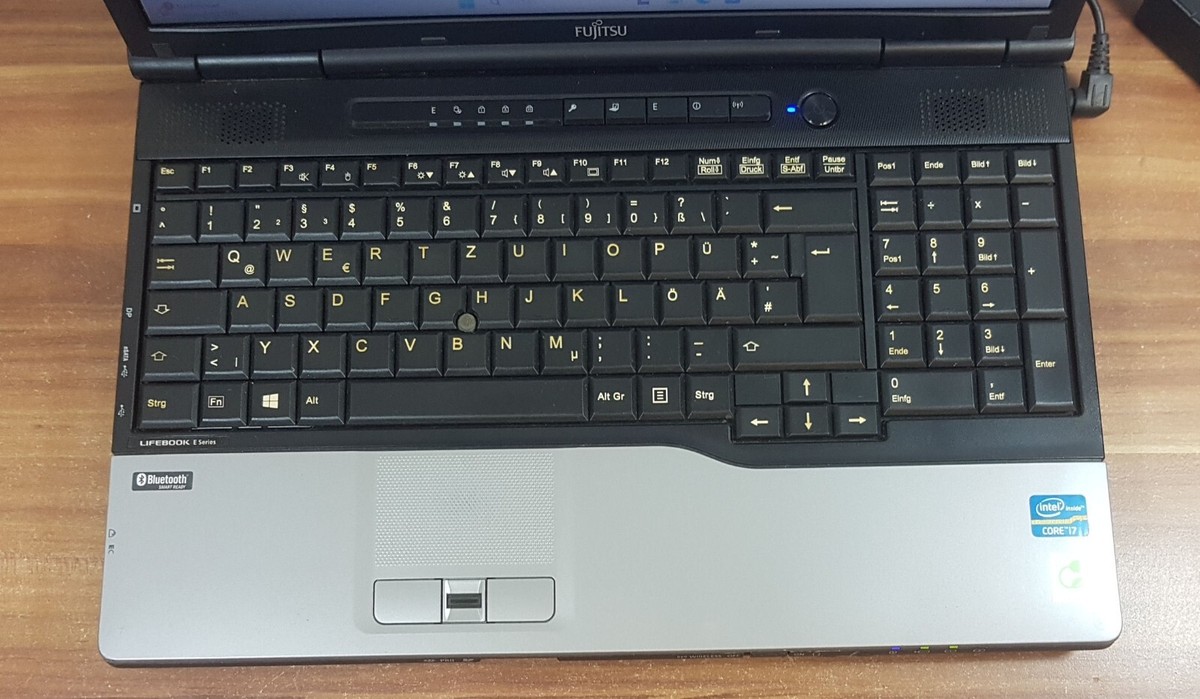 Fujitsu Lifebook E752 i7-3632QM Quad Core 8GB Win11Pro HSPA+