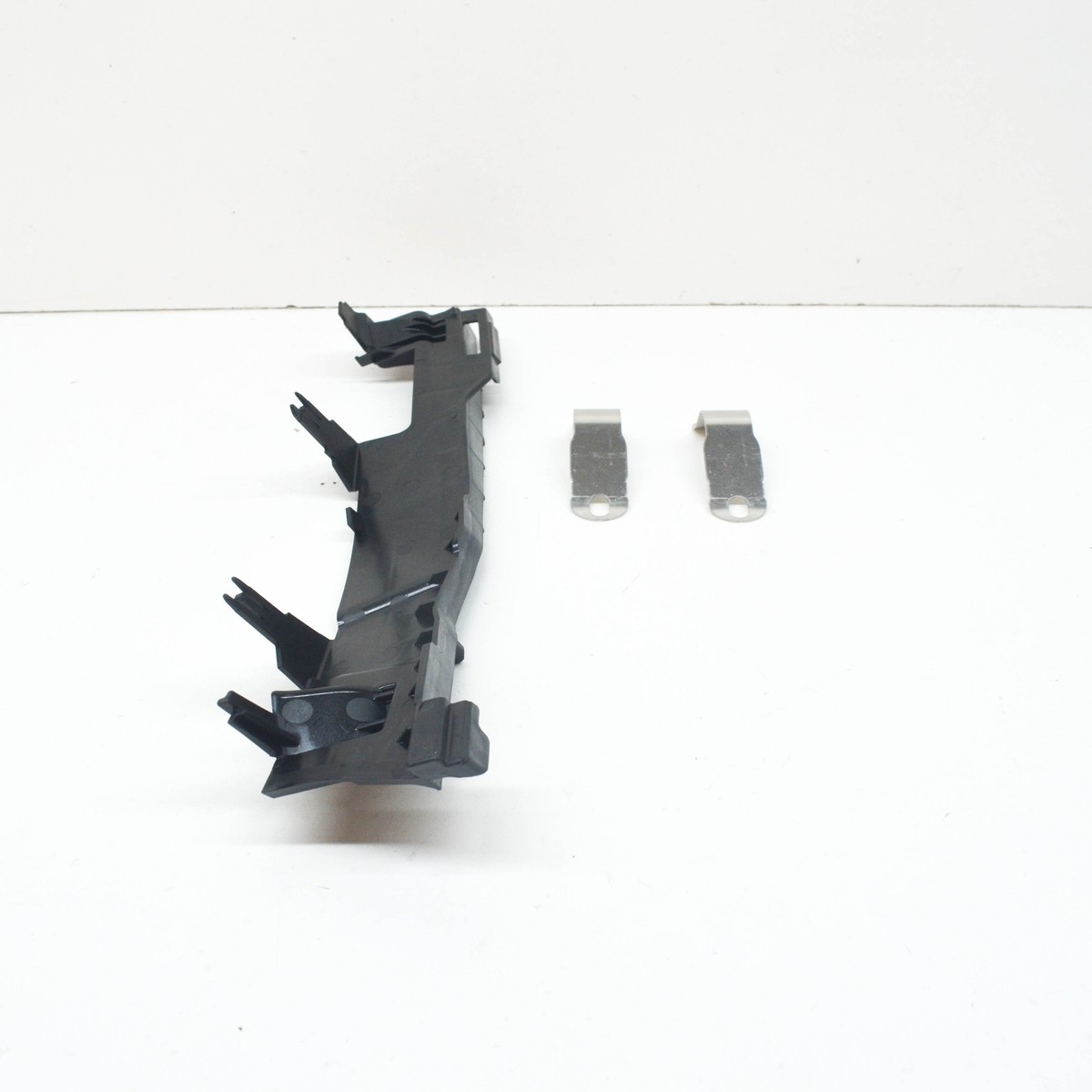 BMW 5 F90 M Scheinwerferhalterung rechts 63119879644 NEU ORIGINAL  