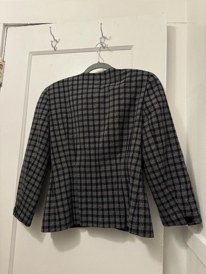 复古 80 年代 Christian Dior 灰色和黑色格子修身西装外套 — 第 2/4 张图片