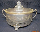 Vintage Pyrex round Casserole Dish with Lid and Metal Holder with Lid. — photo 1