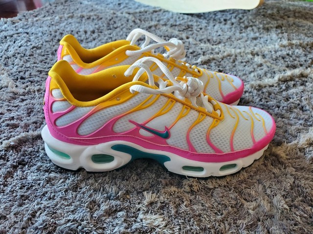 WMNS Nike Air Max Plus Spirit Teal Tropical Twist US Sz 6.5 Pink Cj9922-100 for sale online | eBay