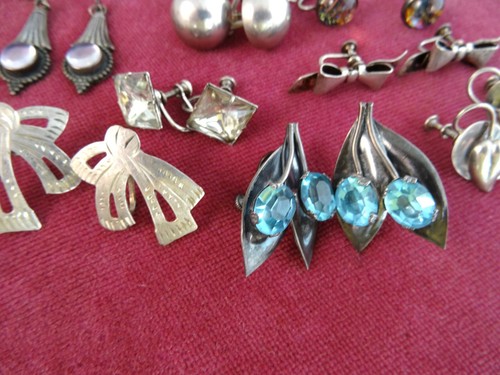 LOT OF 14 ANTIQUE & VINTAGE STERLING SILVER .925 EARRINGS~70 GRAMS - Picture 4 of 10
