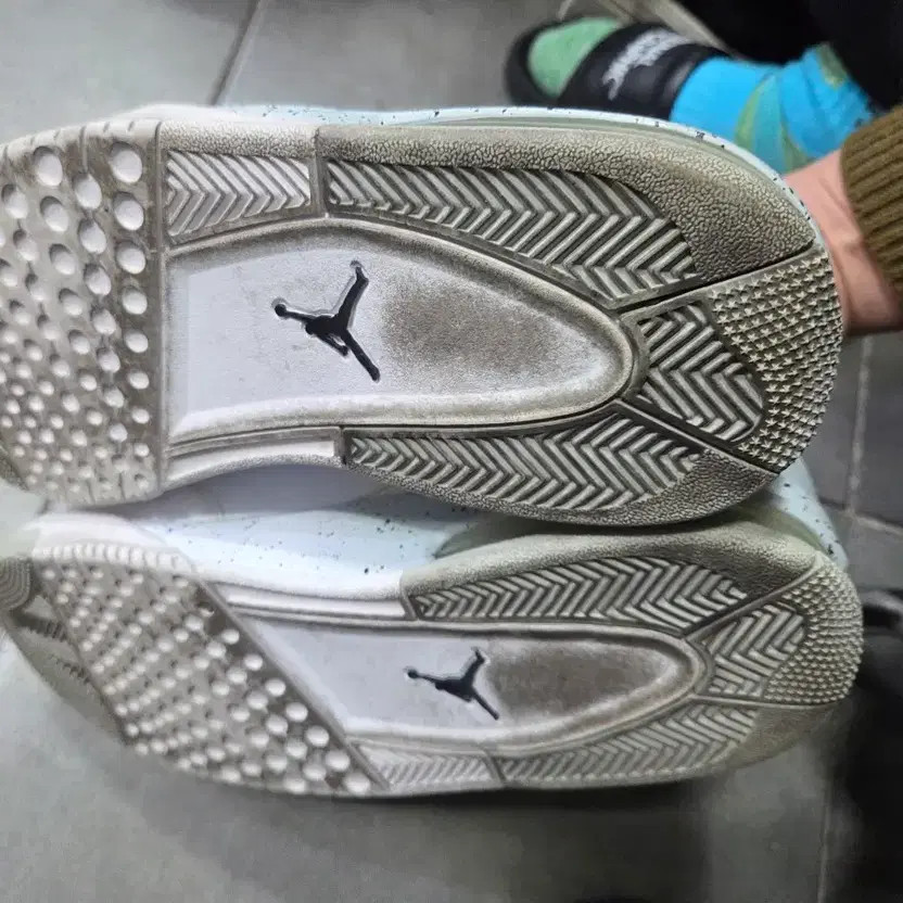 Nike Jordan True Flight White Basketball Shoes 270 thumbnail 5