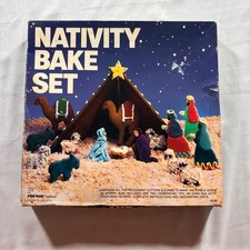 Fox Run Craftsmen Nativity Bake Set Vintage M...