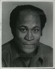 1975 Press Photo Actor John Amos, His Series A Success With Sidney Poitier