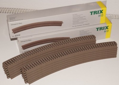 Trix H0 62530 (12 x) - Gebogenes C-Gleis (Radius R5) - Neuwertig in OVP