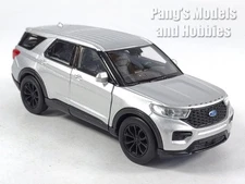 4.75 Inch 2023 Ford Explorer 1/42 Scale Diecast Model by Welly - SILVER