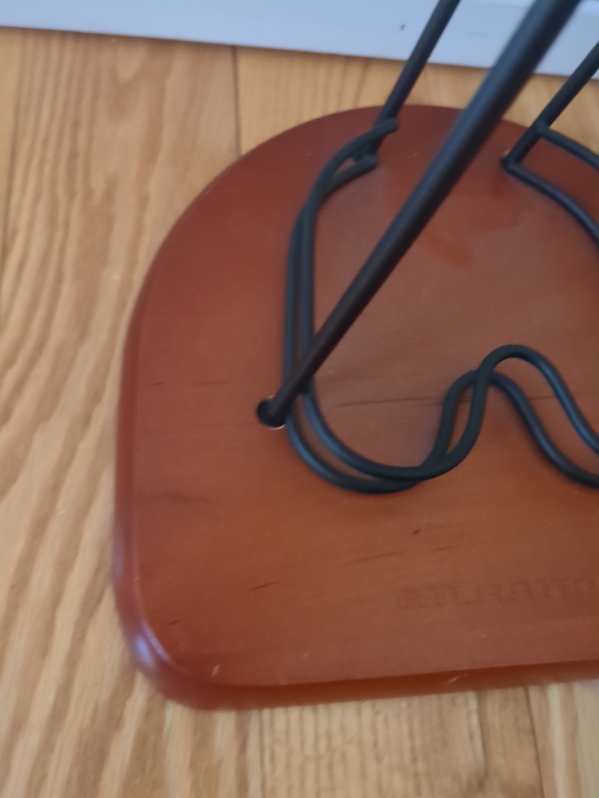 Vintage ATLANTIC Wave CD Storage Tower Steel Wire Rack Holds 110 Compact Disc