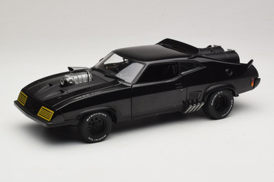 72745 Ford Falcon Mad Max 2 The Road Warrior Interceptor AUTOart 1/18