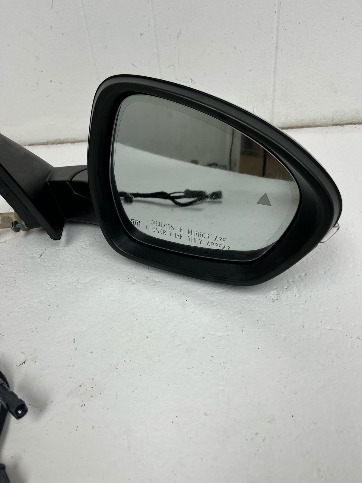 2023-2026 MASERATI GRECALE GT M182 FRONT RIGHT DOOR MIRROR ASSY NERO TEMPESTA