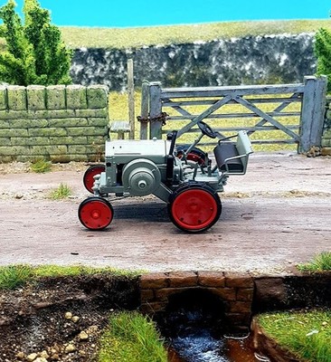 Spur O Maßstab 1:43 0 Modelleisenbahn Vintage Countryside Farm Tractor NEU OVP