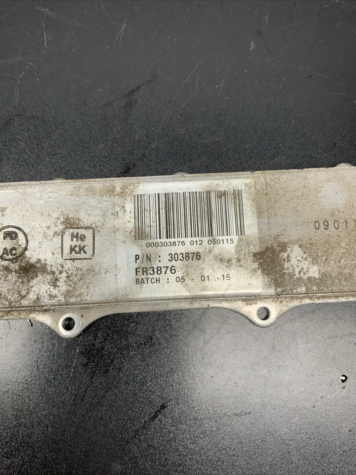 2014-2020 Maserati Ghibli Levante 3.0L V6 Engine Oil Cooler 303876 OEM