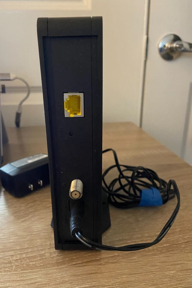 Zoom Cable Modem Model 5370: 684 Mbps* 16x4 DOCSIS 3.0 - Image 2 of 4