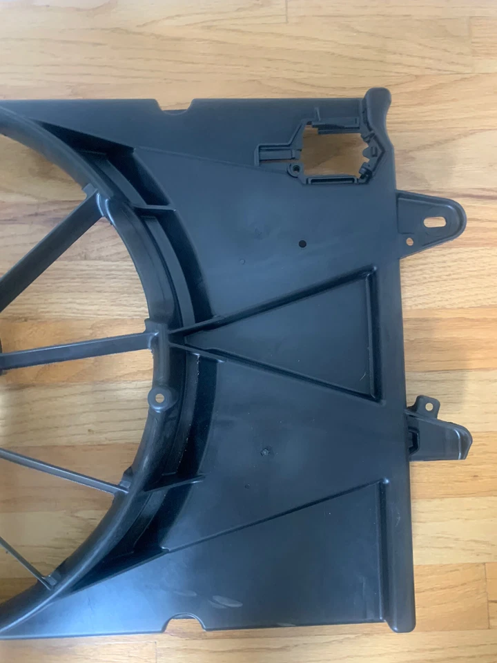 Cubierta del ventilador del motor de terreno Chevrolet Equinox GMC GM 25952785 10-17 OEM Foto 4 de 4