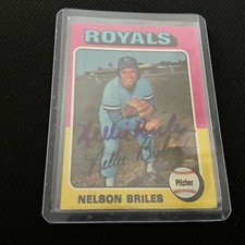 Autographed  1975   topps.  NELLIE BRILES .  DEC .        #AB