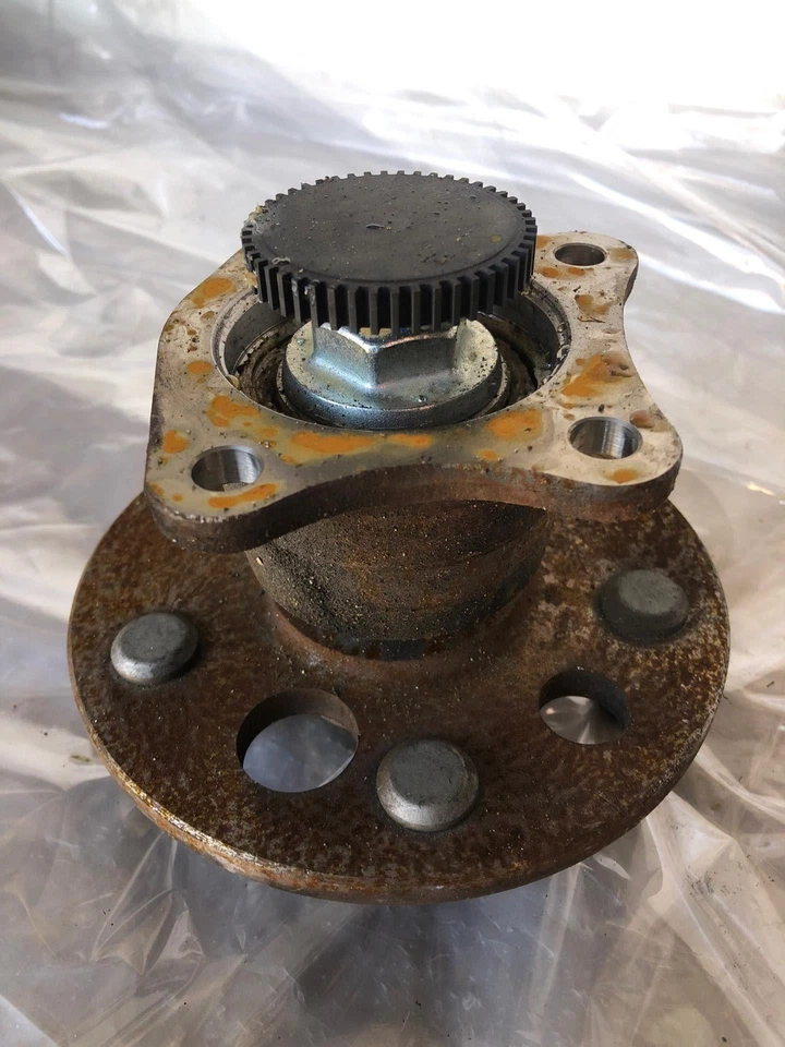 Ступица заднего колеса и подшипник для левой руки со стороны водителя 1997 TOYOTA AVALON XL LH - Изображение 4 из 4