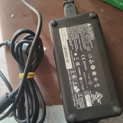 19V 7.9A AC Adapter For ThundeRobot 911-S2G M2 M3 G150 911 NOTIZBUCH