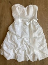 White Dress Eyelet Lace Bubble Hem Strapless Cottage Sweetheart Size 3