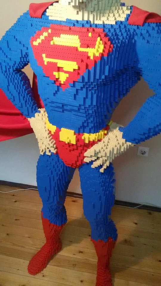 LEGO Superman Life-size Statue building instructions INSTRUCTIONS ONLY NO BRICKS - Image 2 of 4