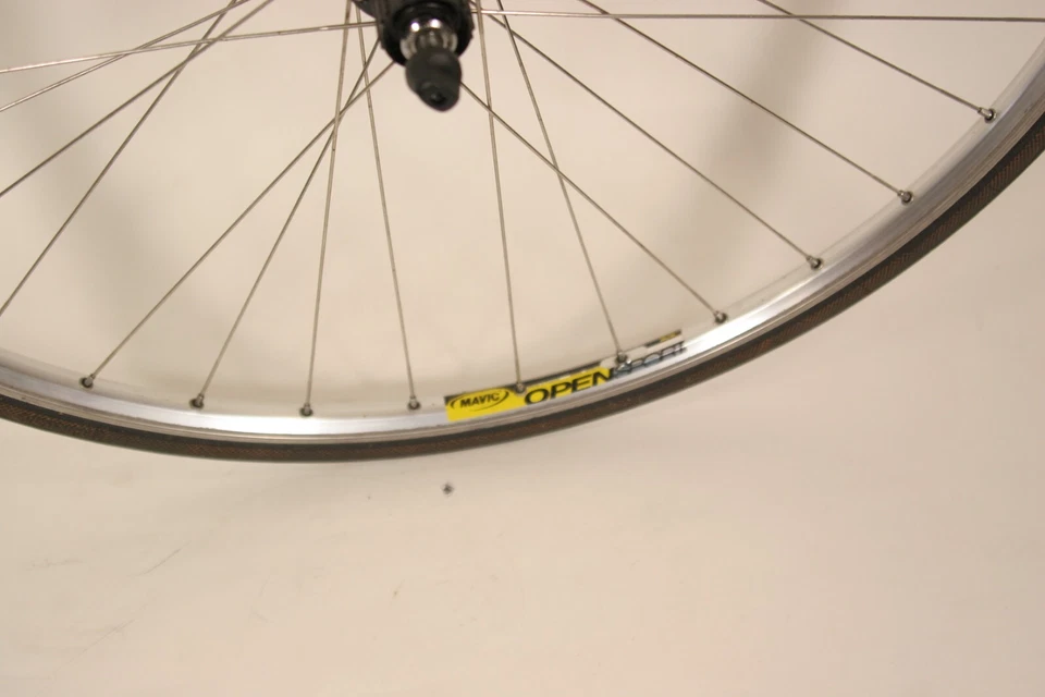 Rueda trasera 700c Shimano 105 QR 130mm buje 9/10 velocidades Mavic llanta abierta 32h neumático Conti Foto 3 de 3
