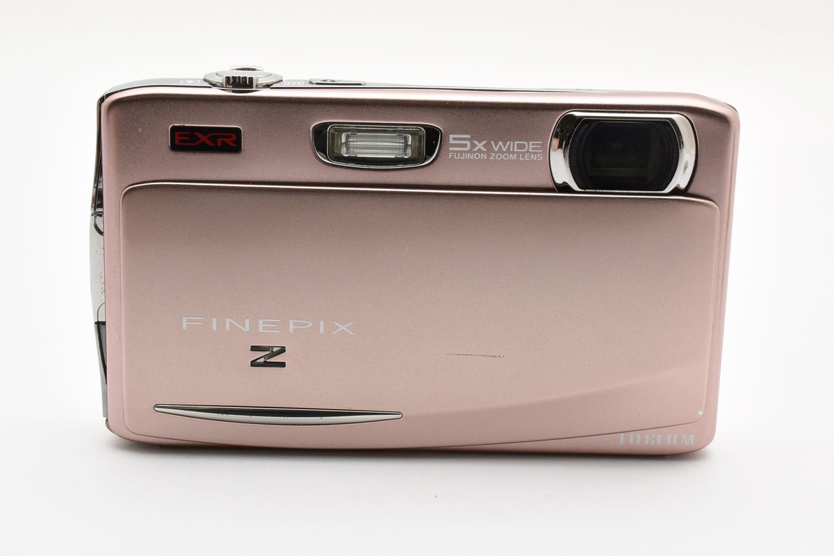 Fujifilm Finepix Z950 EXR Camera with Battery Charger Box