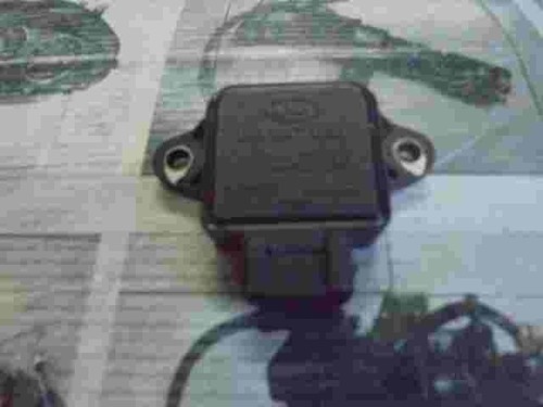 Drosselklappensensor Kia Spectra Clarus Sportage 0K24718911 BOSCH 0280122021